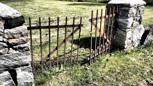 gate-365614_640